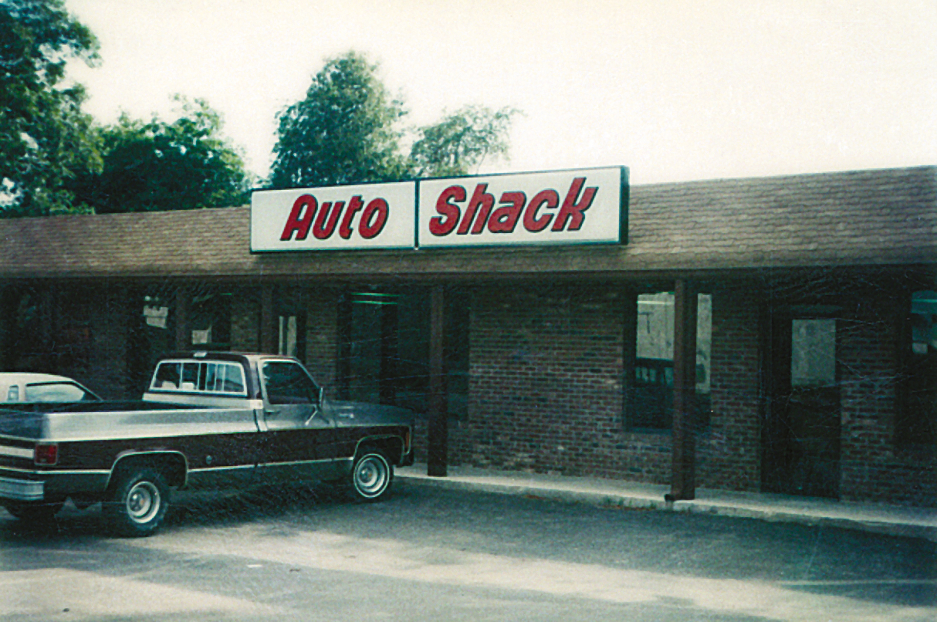 Image of an Auto Shack store